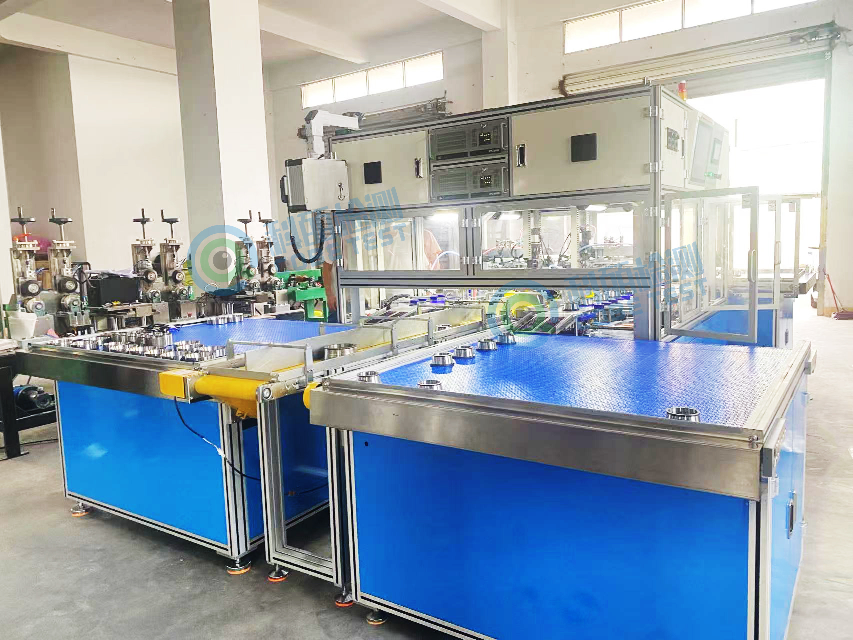 圓錐滾子軸承套圈渦流檢測(cè)機(jī)1.jpg 圓錐滾子軸承套圈渦流檢測(cè)機(jī)1.jpg